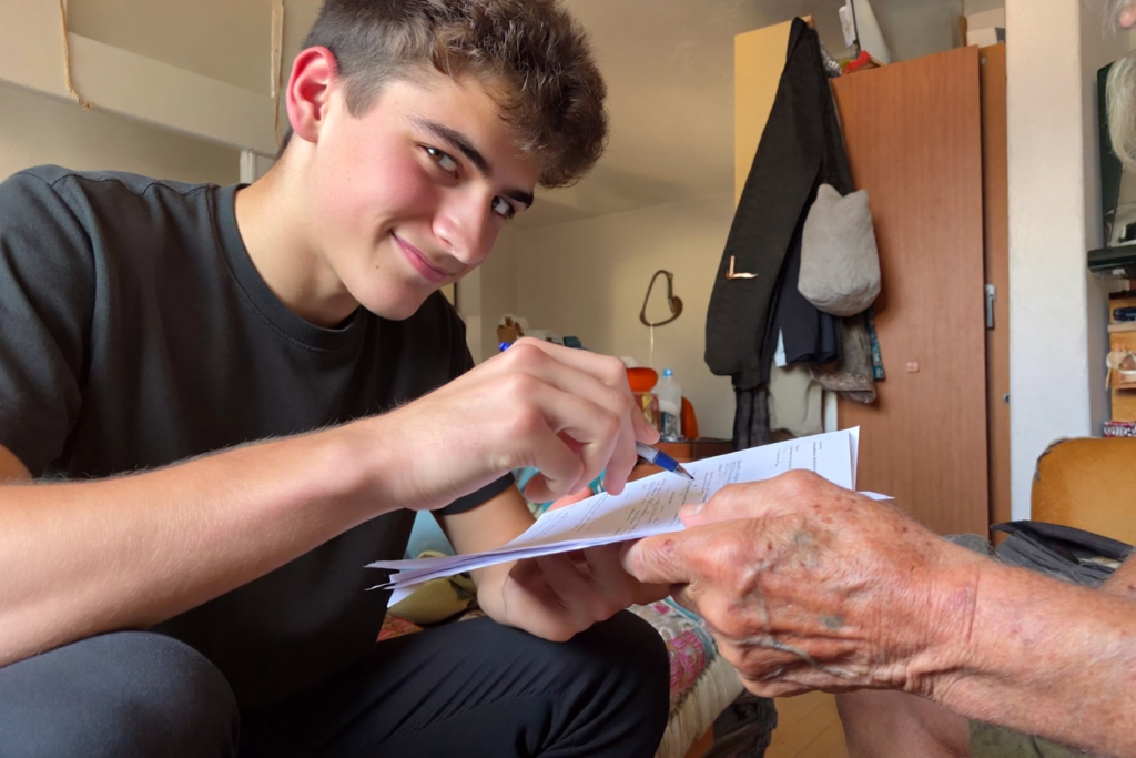 Mon frère profite de la confiance de mon père, qui est âgé. Que dois-je faire ?