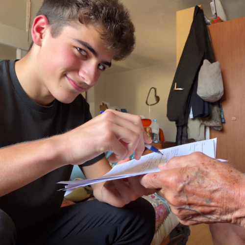 Mon frère profite de la confiance de mon père, qui est âgé. Que dois-je faire ?